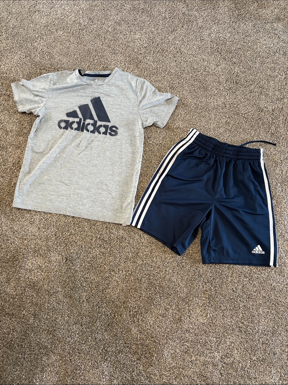 Boys adidas Gray Logo Tee and Navy Athletic Shorts Set Size Medium 10/12